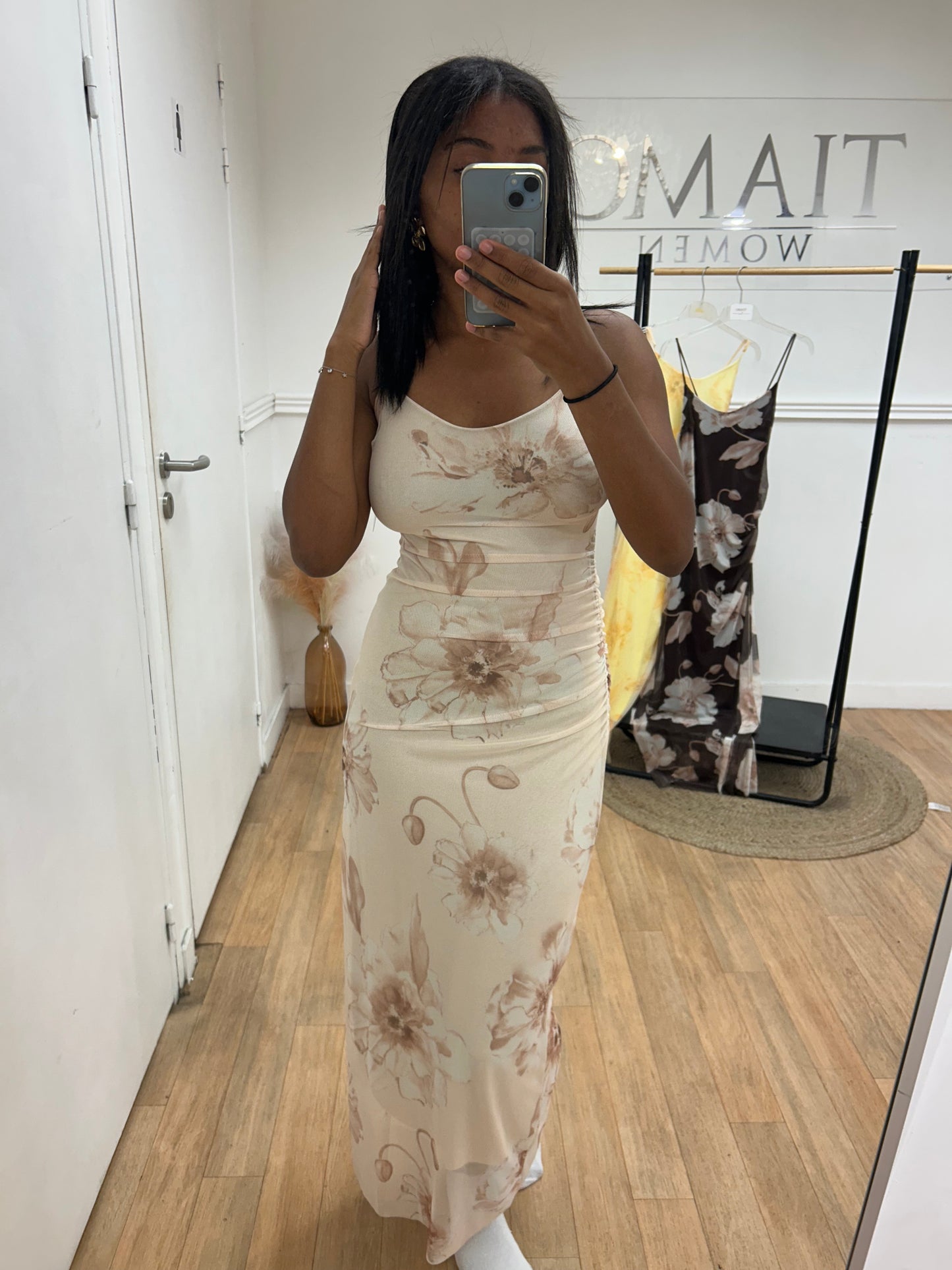 Robe Flora