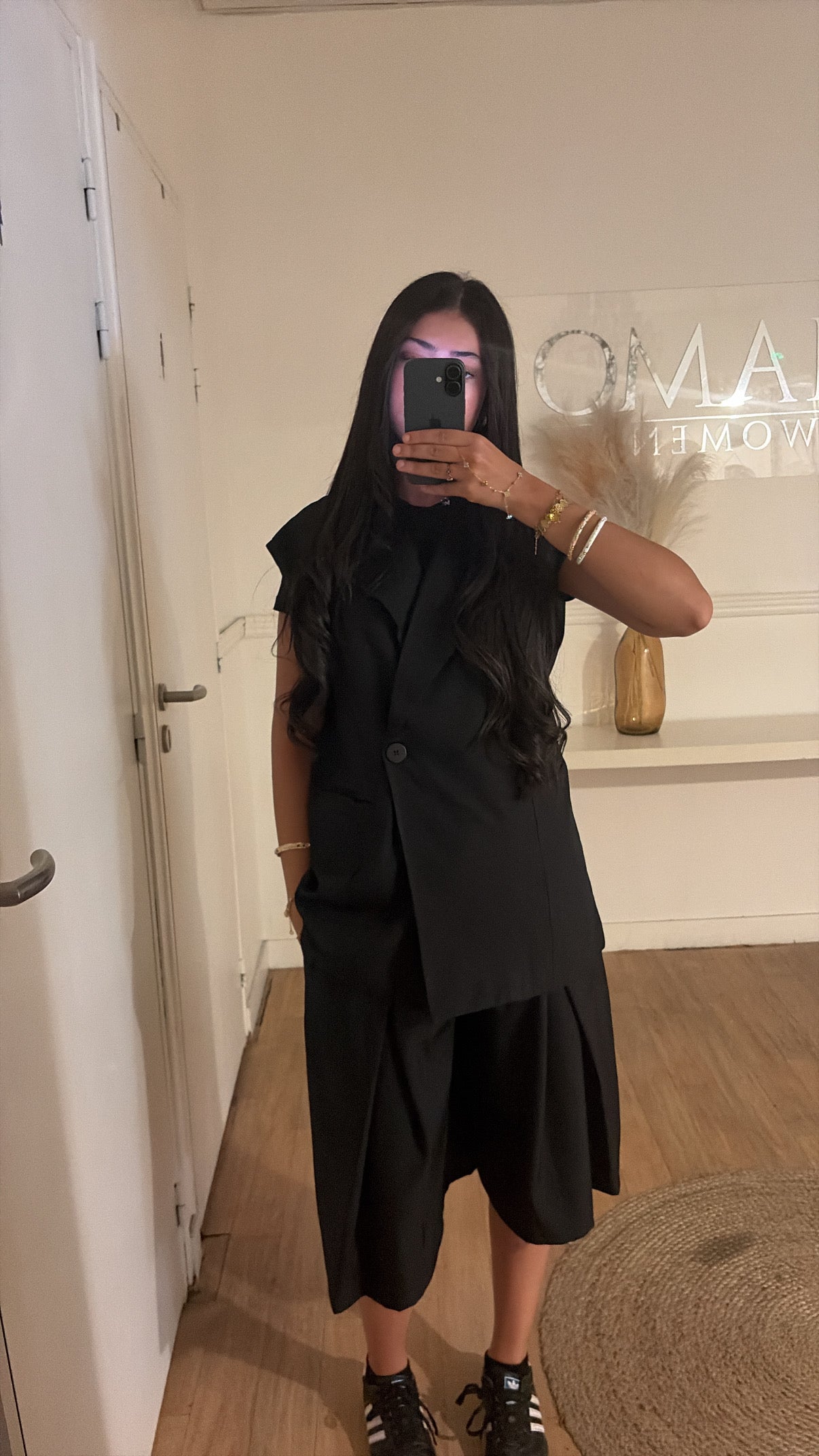 Short Salya