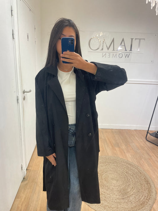 Trench Samia