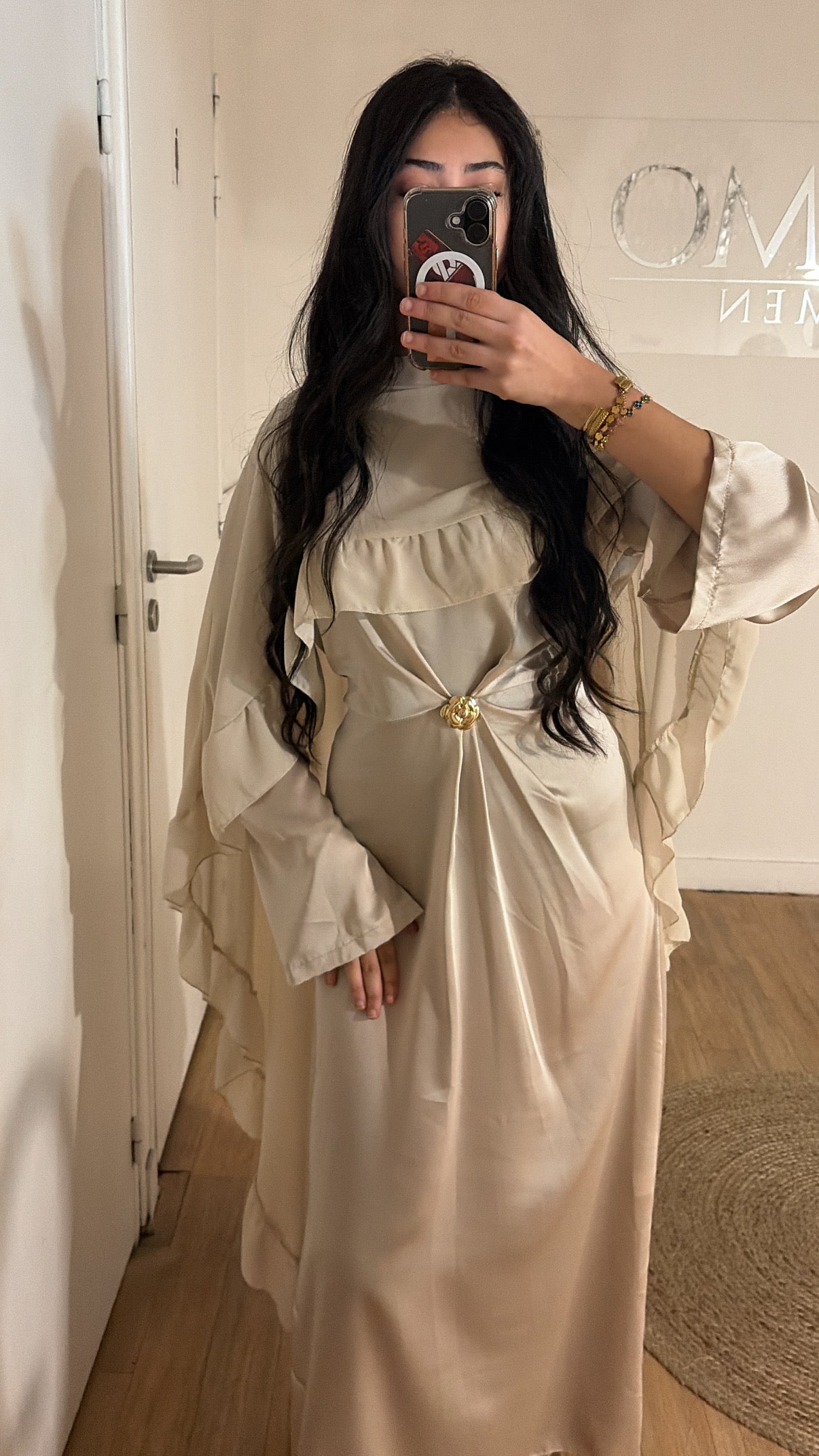 Robe Sara